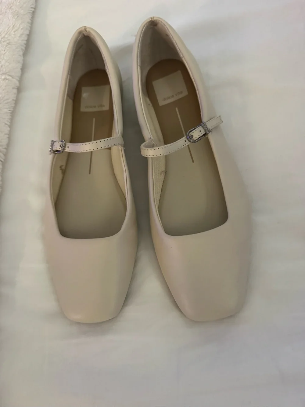 Dolce Vita Reyes Ballet Flats Ivory Leather Size 7.5